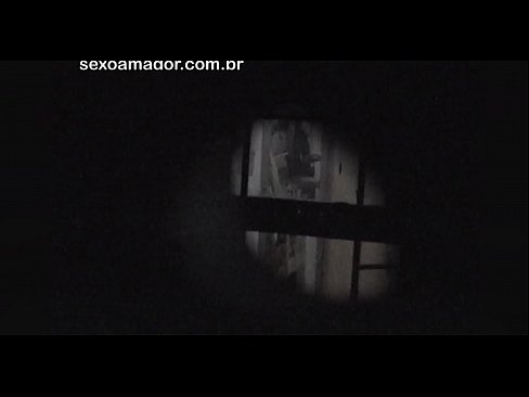 ❤️ Blondie, içi boş kərpiclərin arxasında gizlənmiş bir məhəllə voyeur tərəfindən gizli şəkildə videoya çəkilir ️❌ Anal video az.teenactivewear.ru ﹏