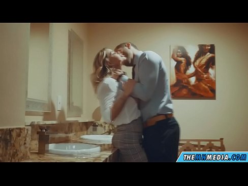 ❤️ Döşlü sarışın sizi ictimai tualetdə aldatdıqda ️❌ Anal video az.teenactivewear.ru ﹏